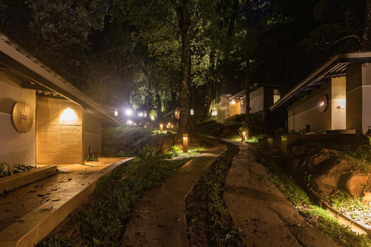 Ayatana Coorg Hotel Somvarpet Ngoại thất bức ảnh